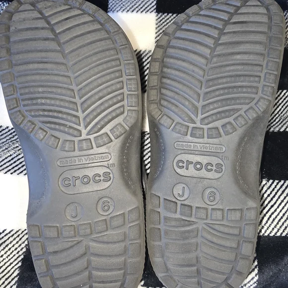 Black Crocs Clogs - Picture 5 of 5